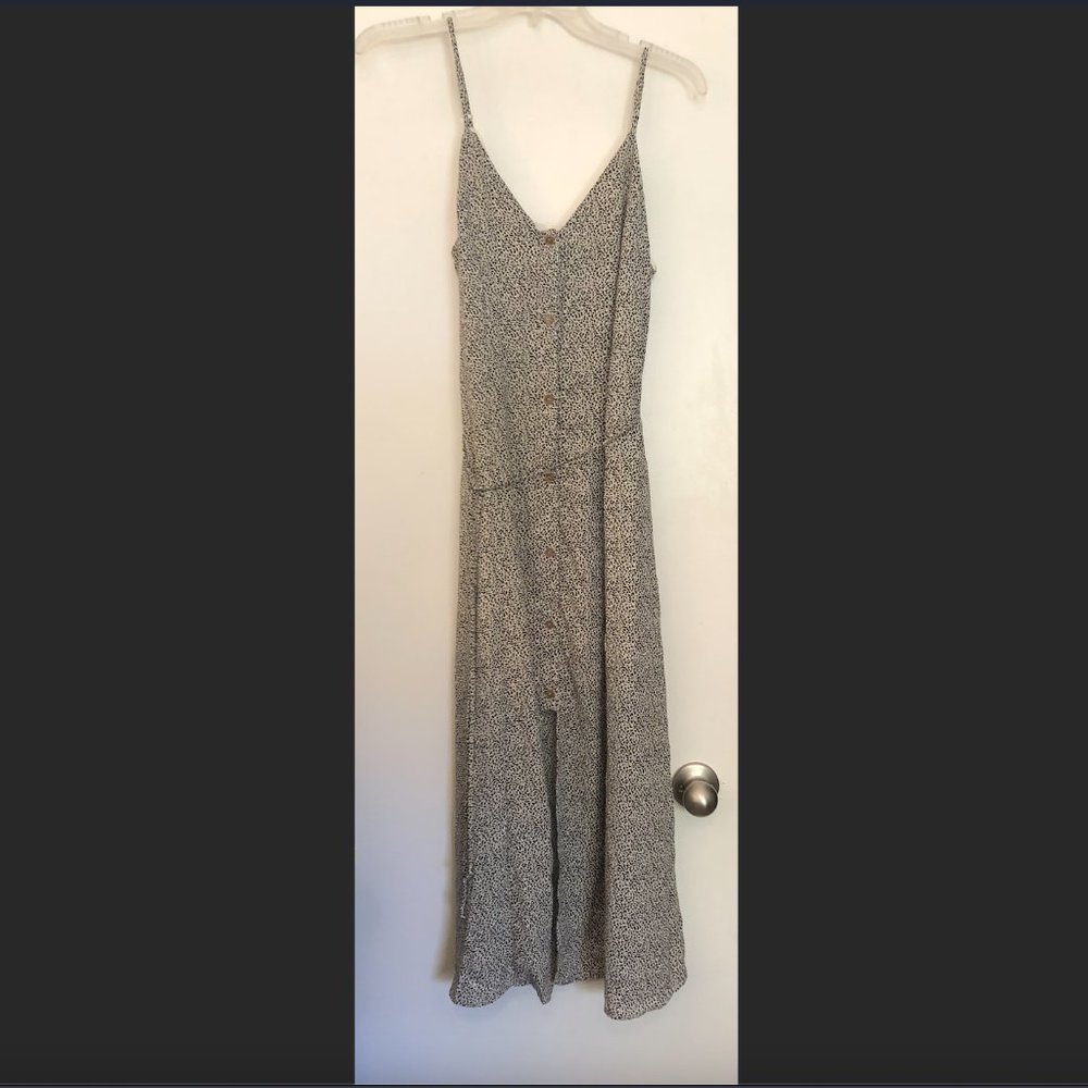 Sienna Sky printed dress size M